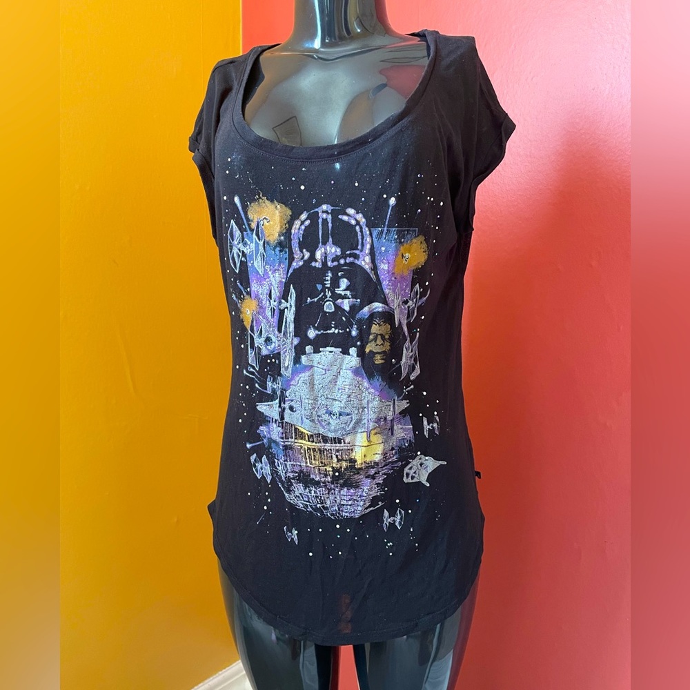 Women’s Rock & Republic Star Wars Shirt ( Medium)